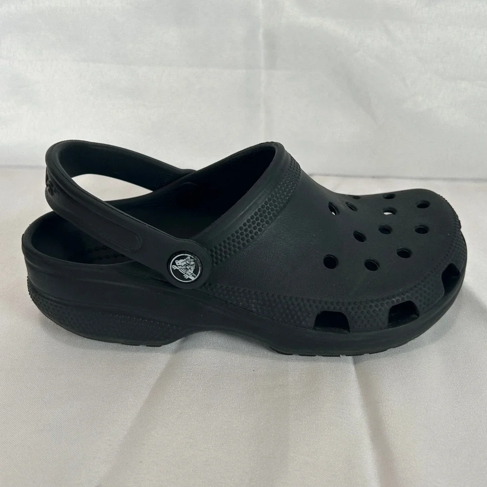 Crocs Classic Clog Black Slip On Comfort Shoes Mens 4 Womens 6